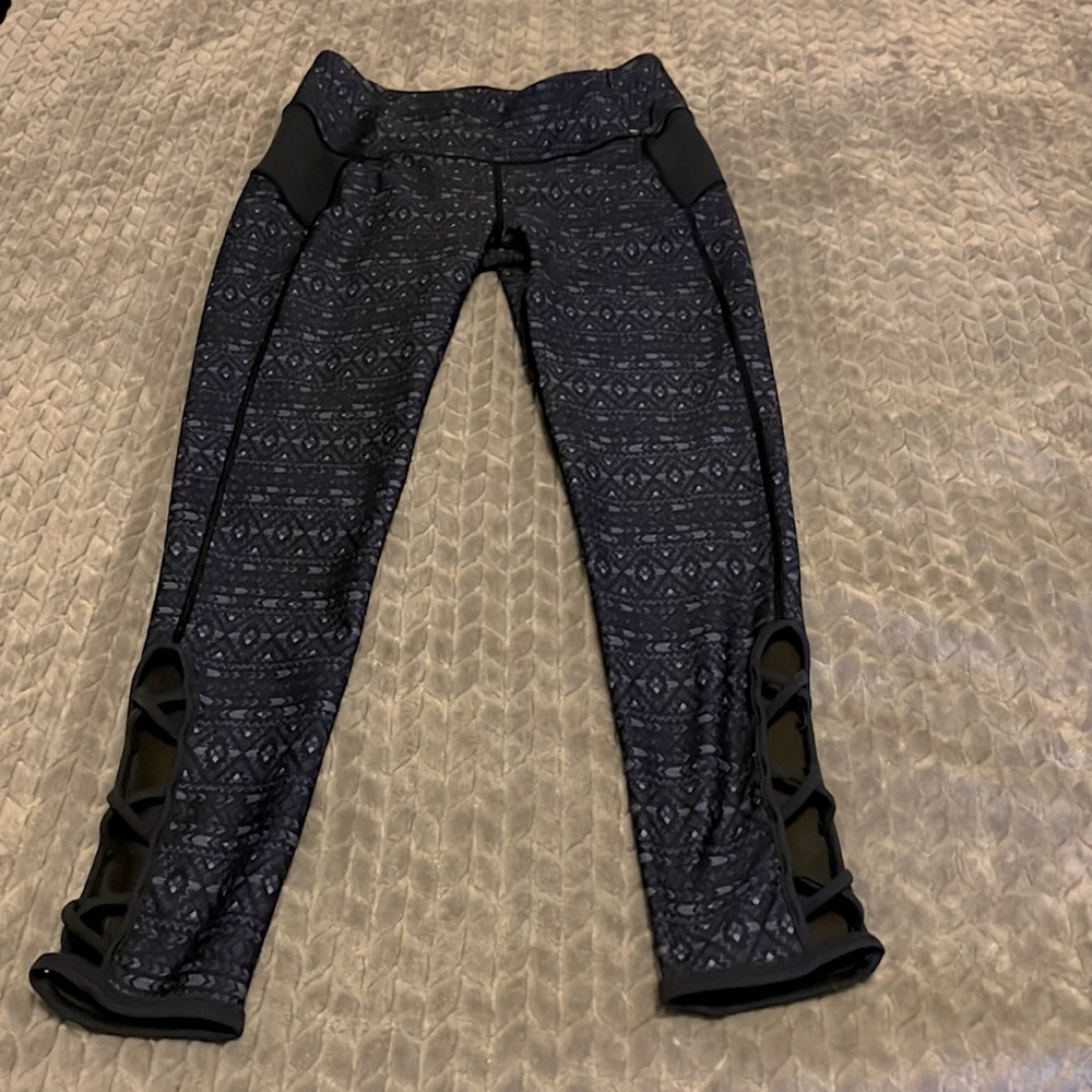 Calia Leggings EUC with Laced-Up Ankle Design